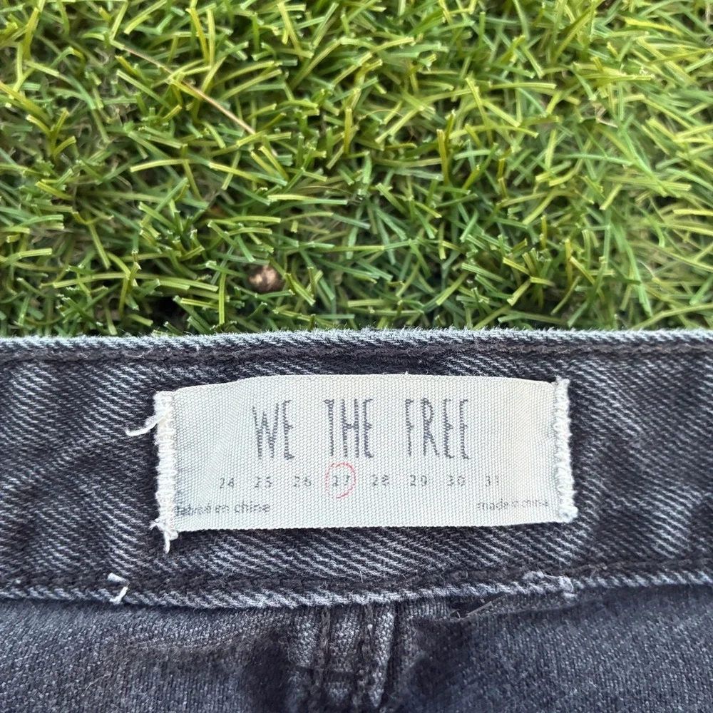 Free People We The Free 28x30 Black Flare Jeans Raw Hem Faded Denim Y2K Emo Goth